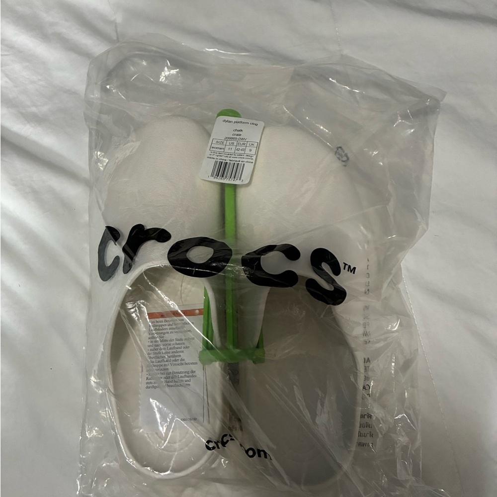 CROCS Dylan platform White Clogs